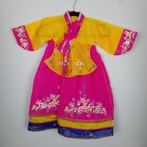 Girls traditional hanbok korean dress